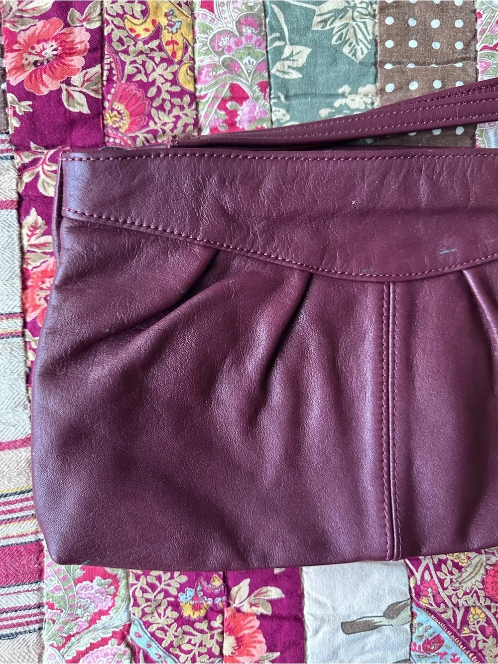 Vintage Women's Leather Wristlet Clutch in Burgundy